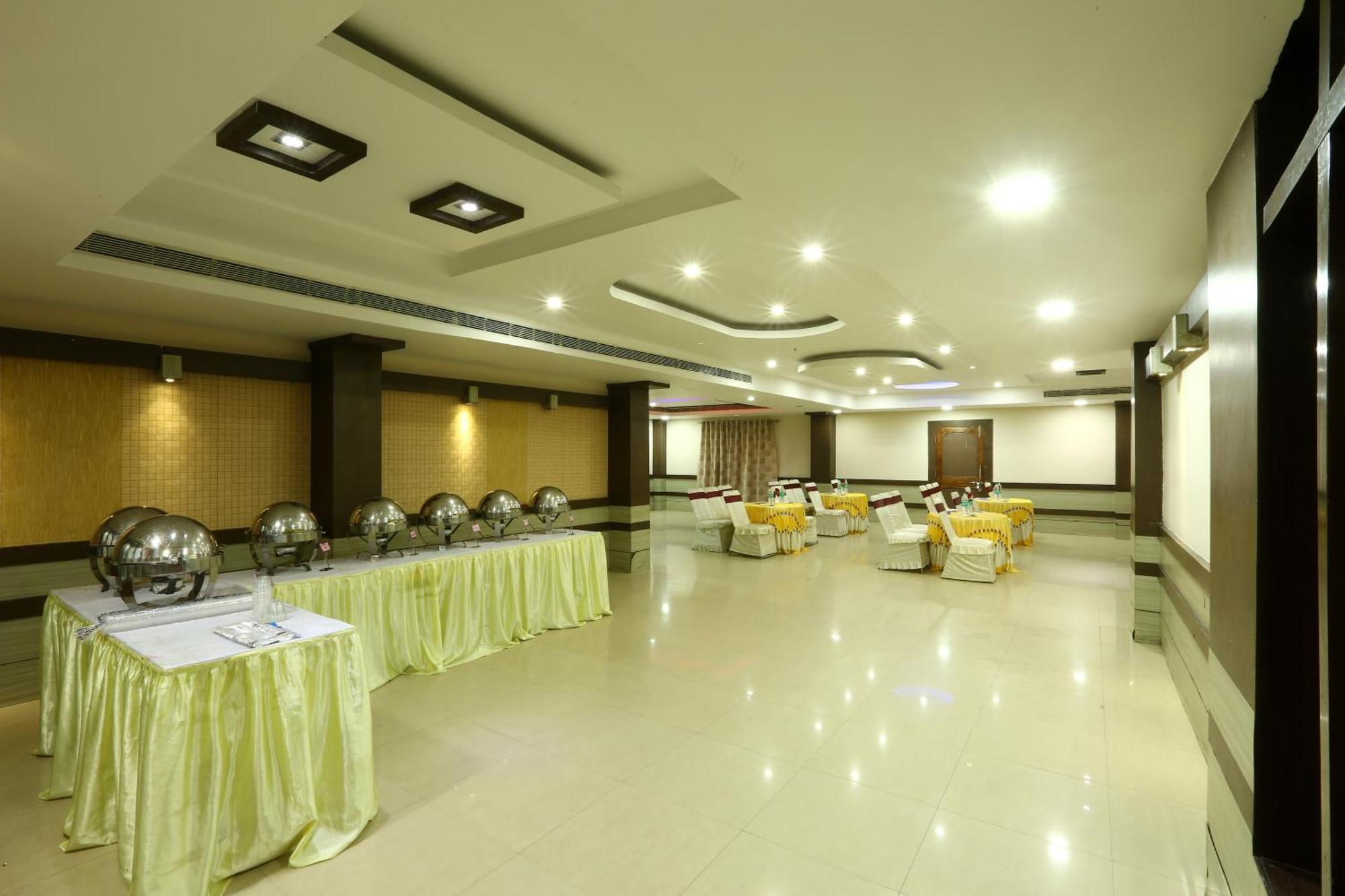 Hotel Luxury Delhi Airport New Delhi