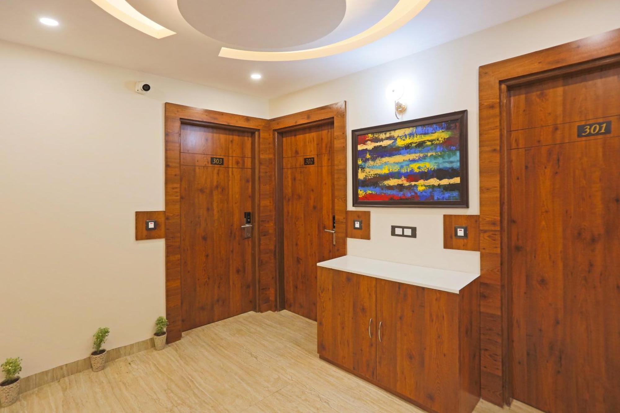 Luxury Delhi Airport Hotel