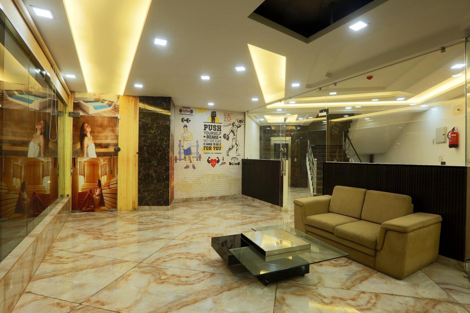 Luxury Delhi Airport New Delhi