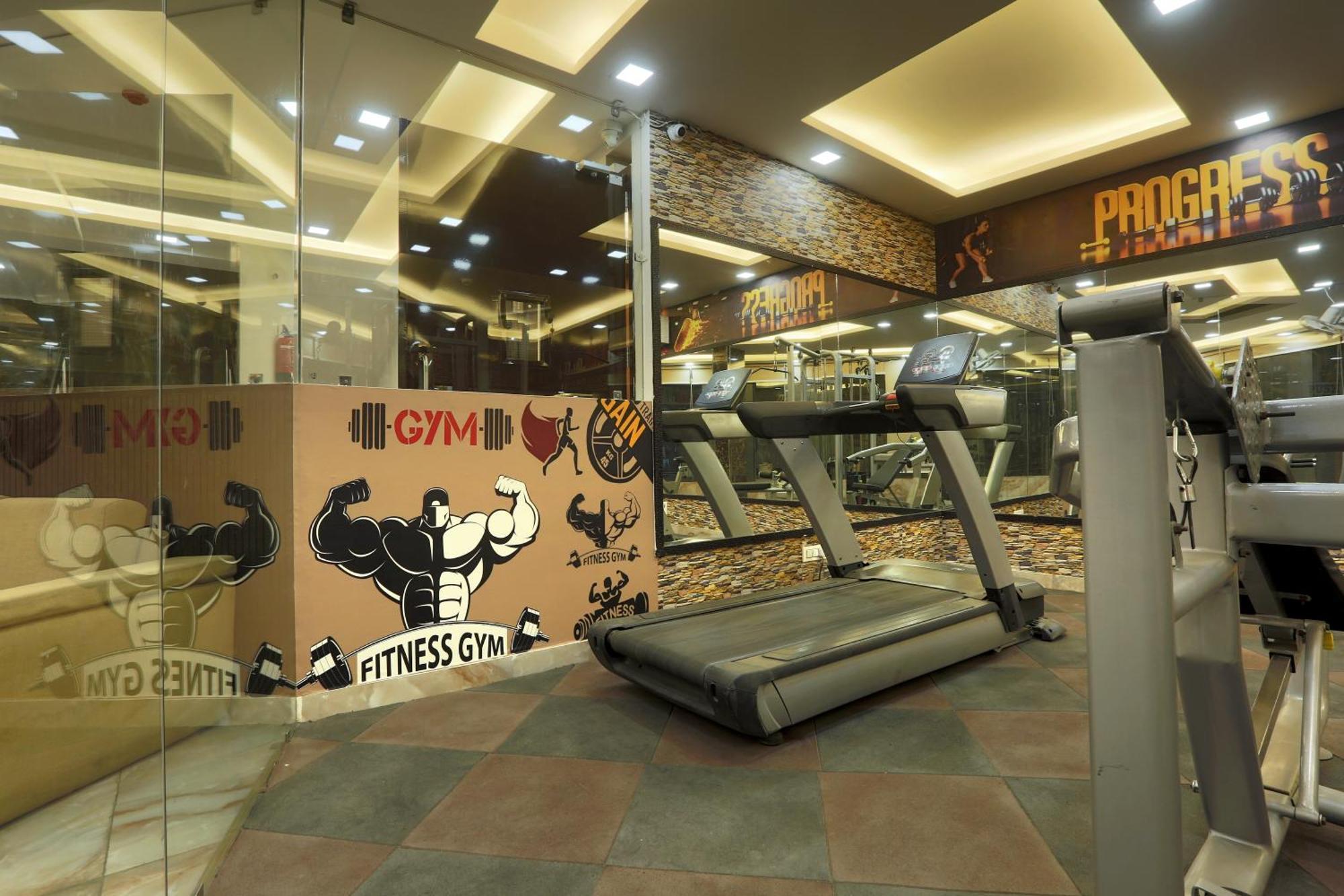 Luxury Delhi Airport 4*